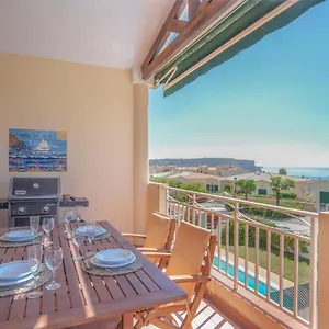 https://villa-acacias-18-brisa-do-mar.hotelaalgarve.com