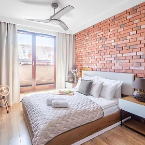 Apartment Flatbook - Center Motlawa, Gdansk